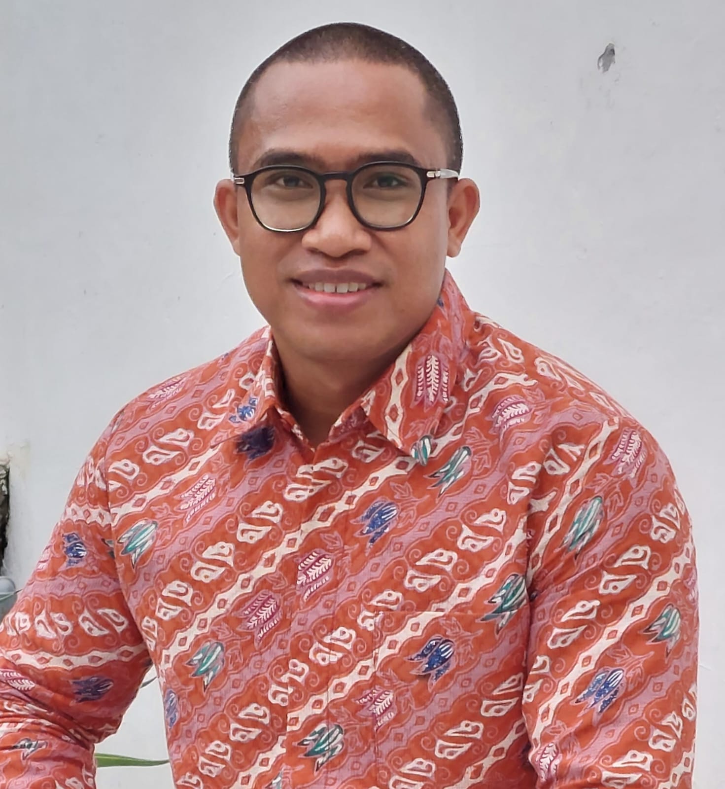 Yos Ngarang