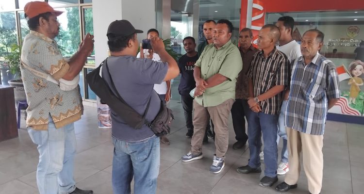 Lapor Gubernur